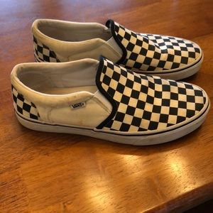 Men’s checkered Vans